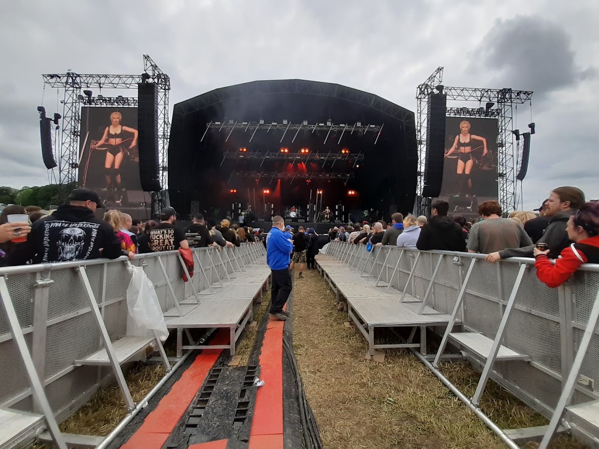 Is this the reopening of live music? Download pilot festival 2021
