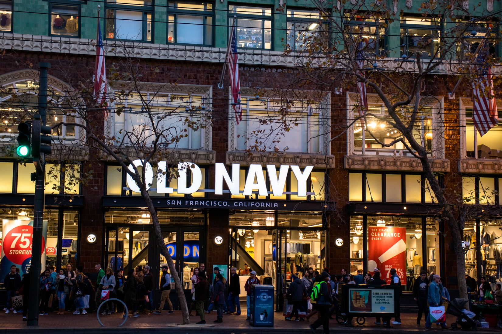 The 10 Best Discount Stores
