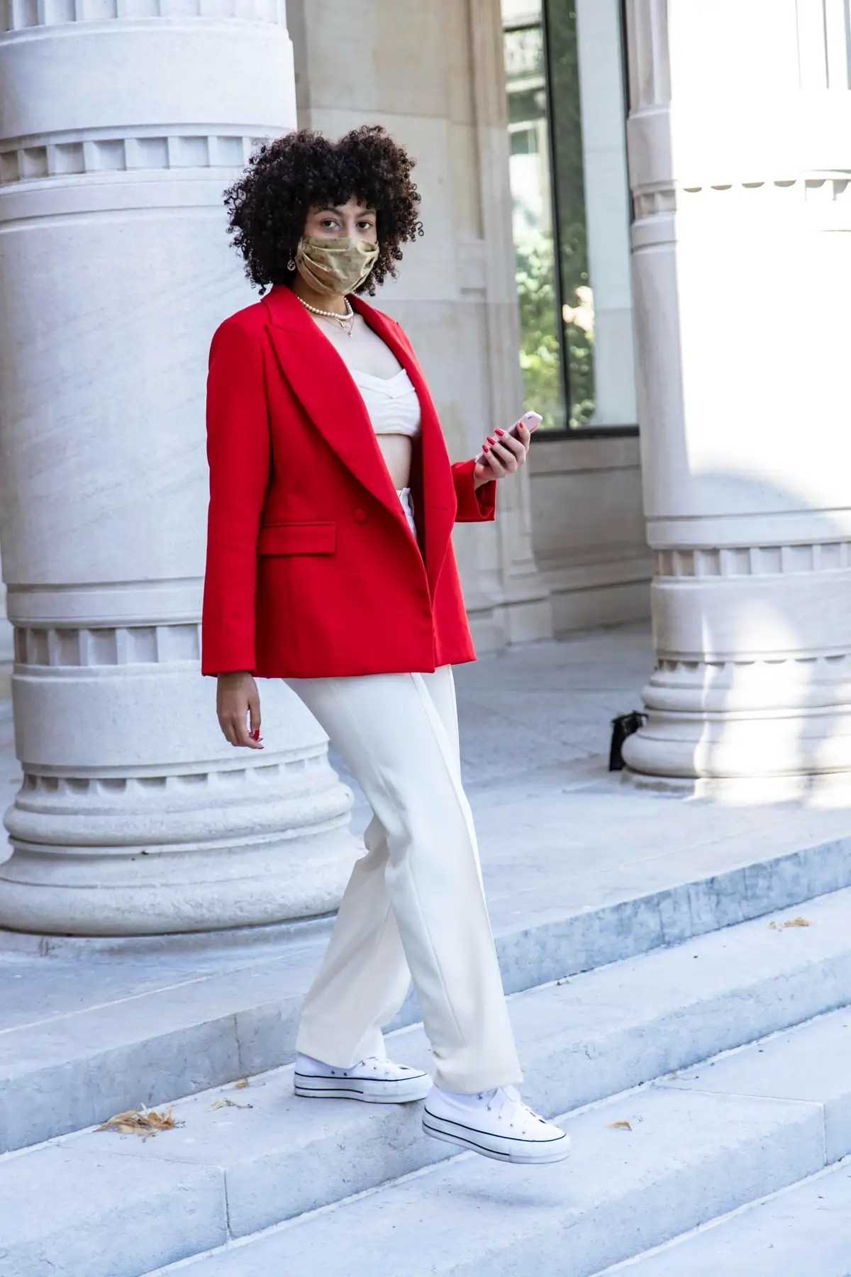 12 Colors That Go Well With Red Clothes for female)