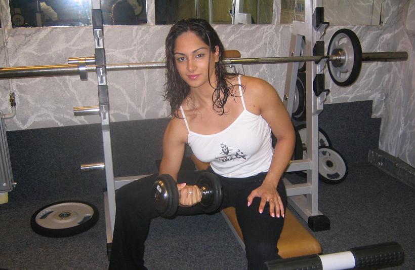 Mercedes Khani - Exotic Fitness Model - Hot Fitness Model Gallery