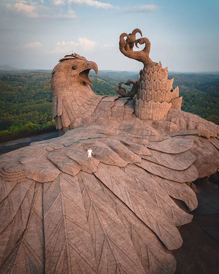 The Tallest Bird Sculpture In The World Was Created By An Artist And He