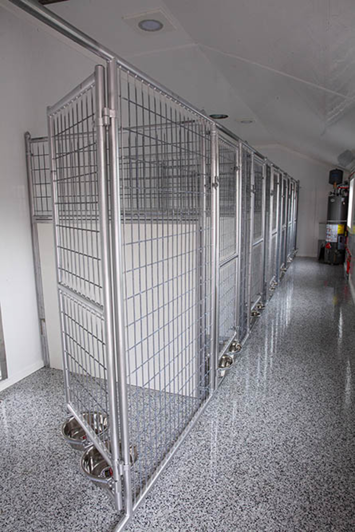 Indoor Kennel Walls & Partitions for Dog Kennels Trusscore