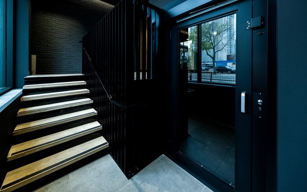 Benefits of a ScrewDriven Home Elevator RAM Elevators