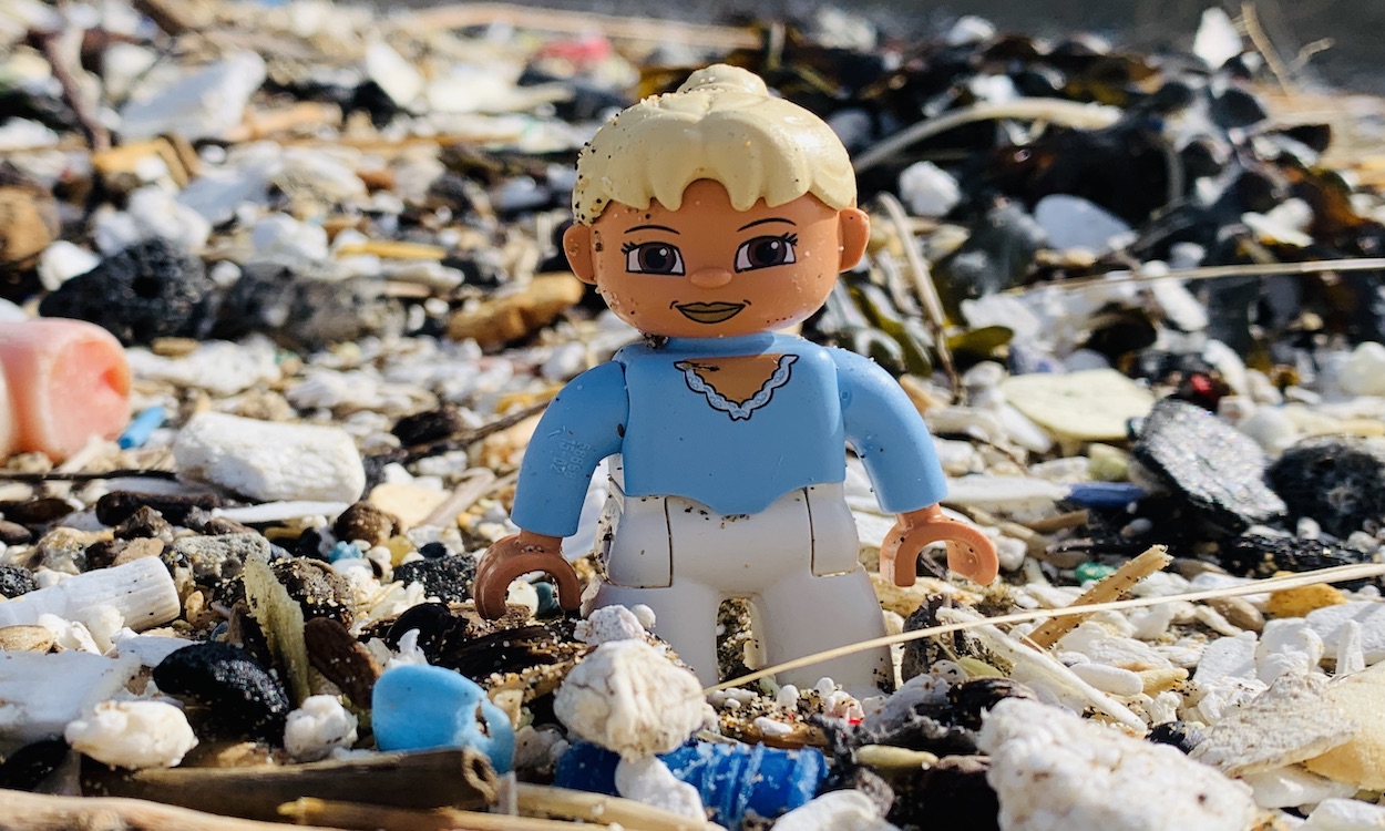 Thousands of Lego pieces lost at sea inspires nautical tale