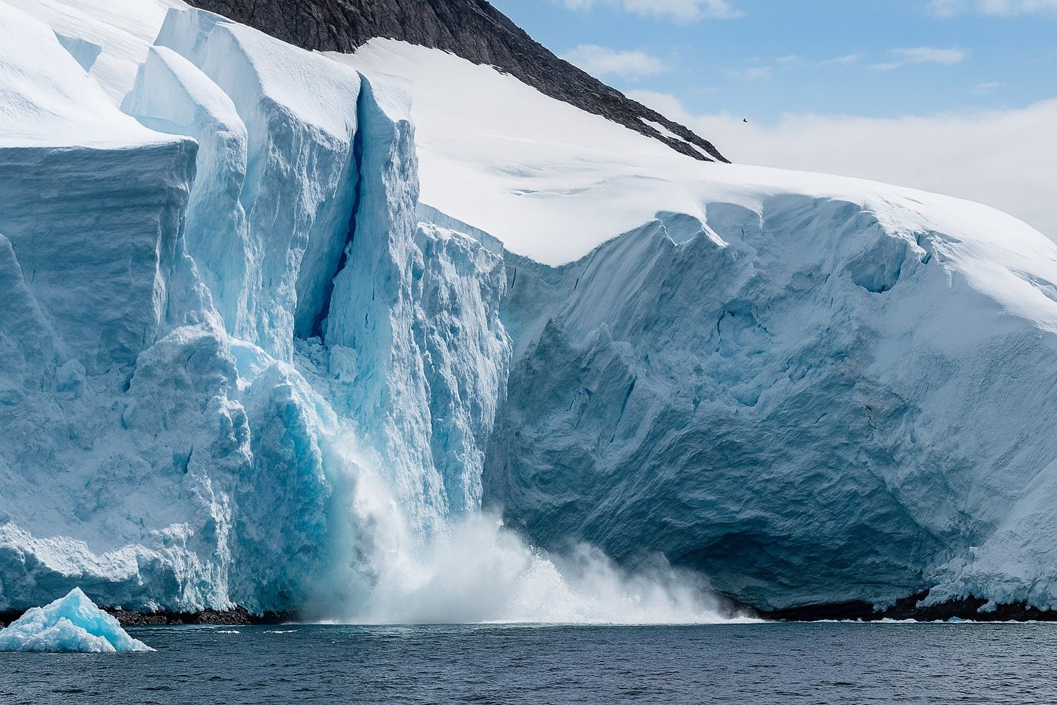 Antarctica’s Alarming Sea-Ice Decline: Are We Approaching a Critical Climate Tipping Point? Antarctica’s Alarming Sea-Ice Decline: Are We Approaching a Critical Climate Tipping Point?