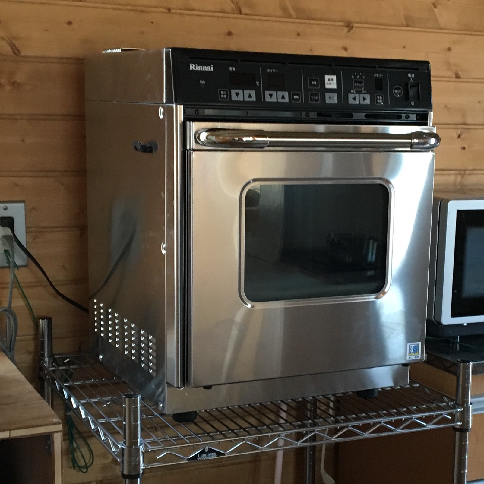 ガスオーブンのある生活に憧れて。ガスオーブンをキッチンに設置するときの注意点。 Mirai Style晴耕雨読