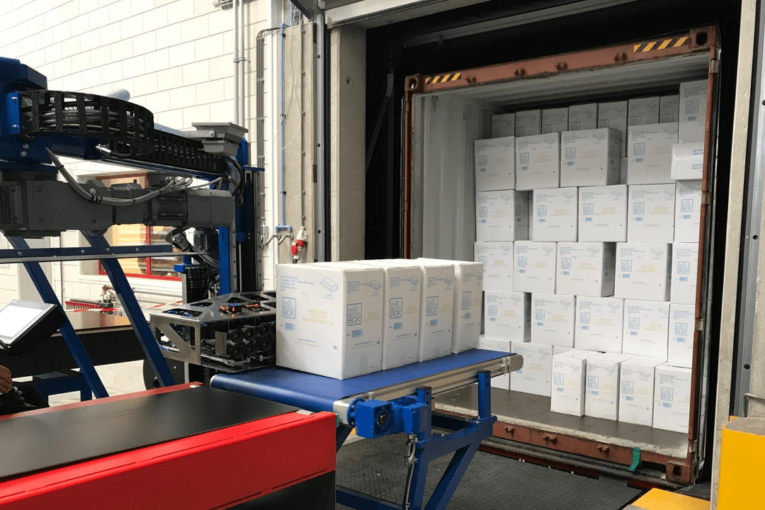 Loading & Unloading Containers TTI