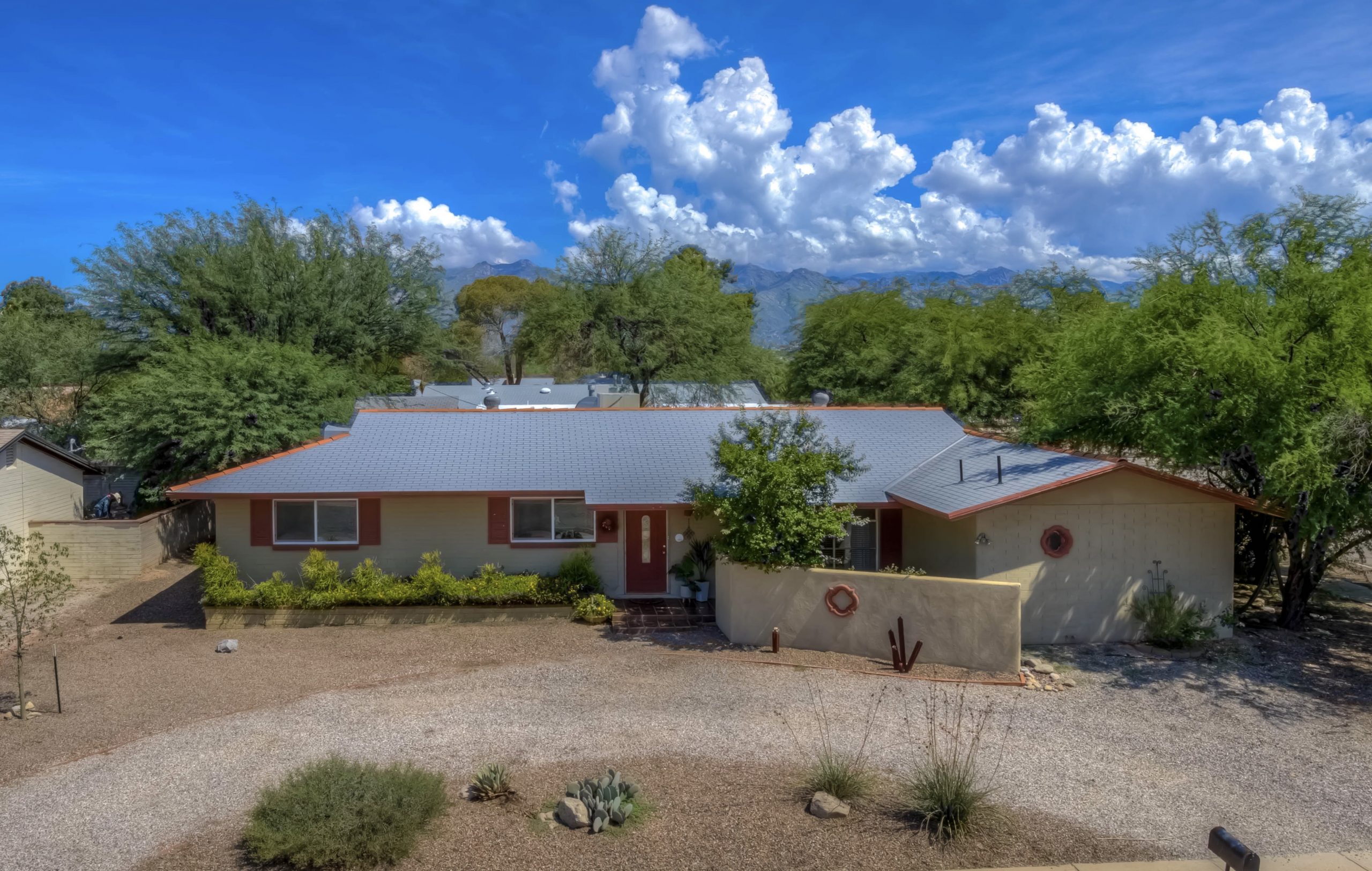 Walk to Tucson Medical Center & Fort Lowell Park Tucson
