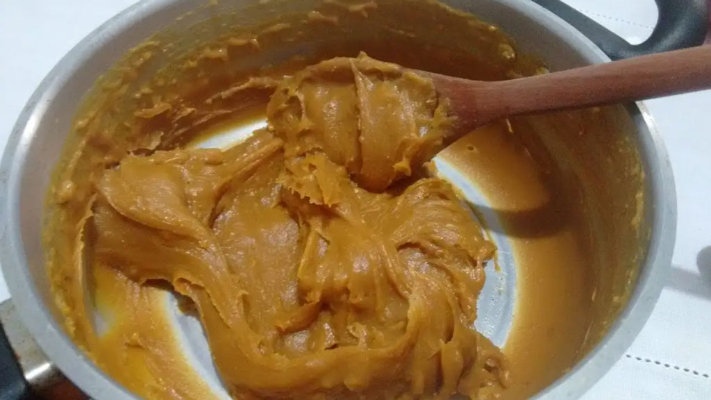 1 Doce De Leite Caseiro Pronto Em Minutos, Faça Para Rechear Bolos E Doces - Tudo De Receitas