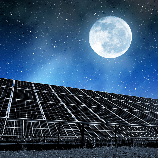 Photovoltaic cell that works at night Tug Of 