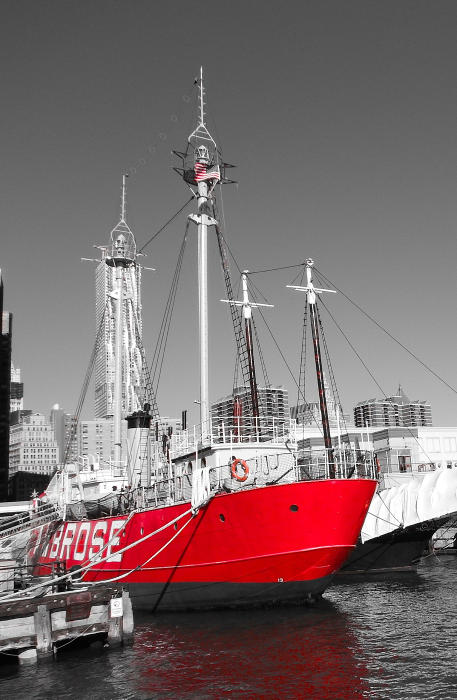 LV87 Ambrose tugster a waterblog