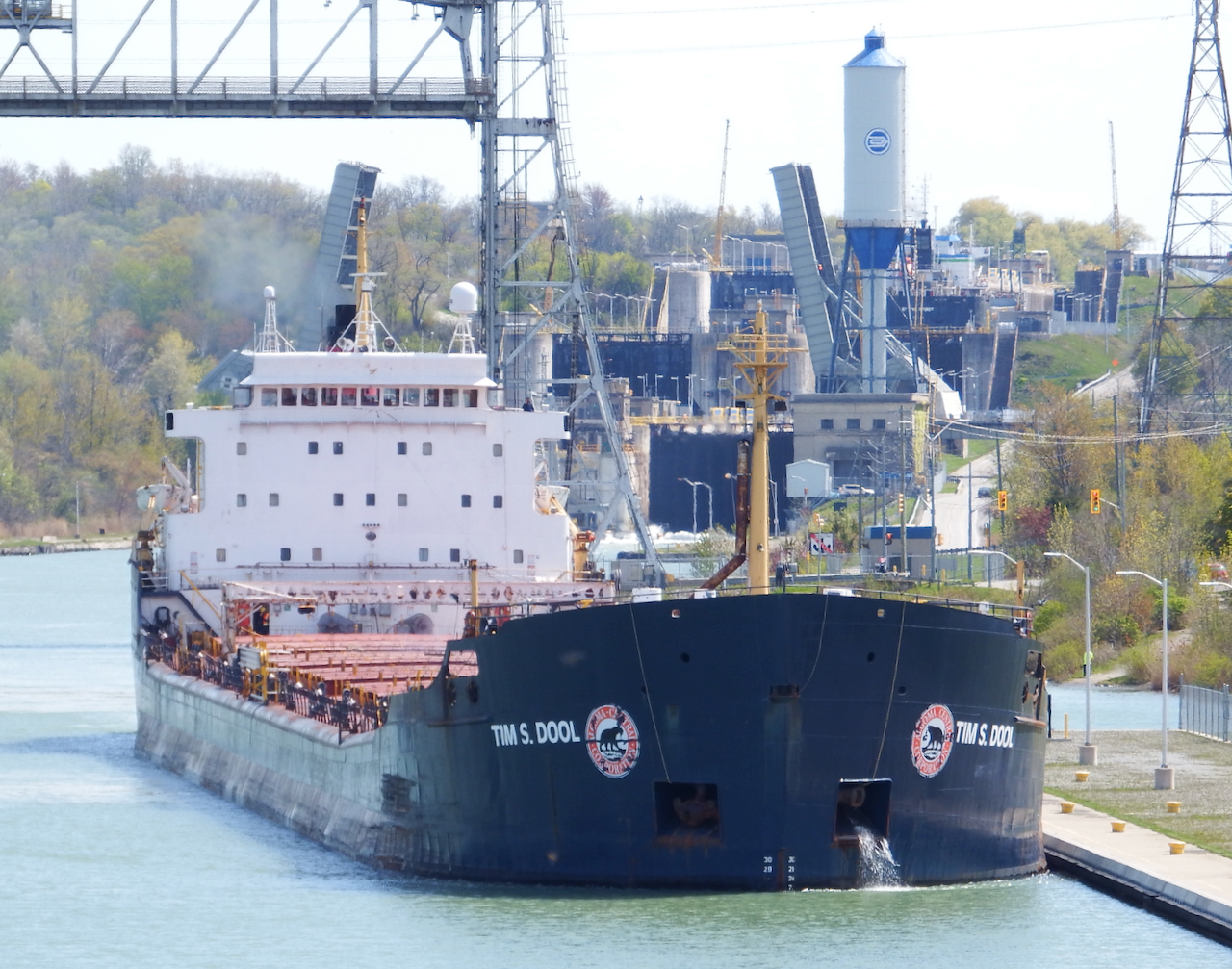 LL Toronto to Port Colborne tugster a waterblog