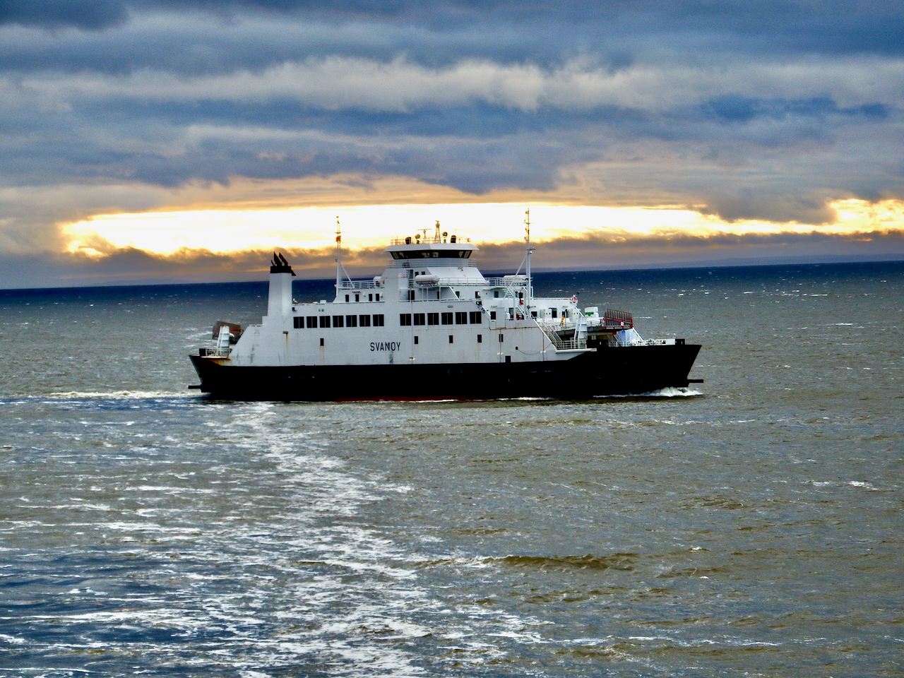 LL Charlottetown to Montreal tugster a waterblog