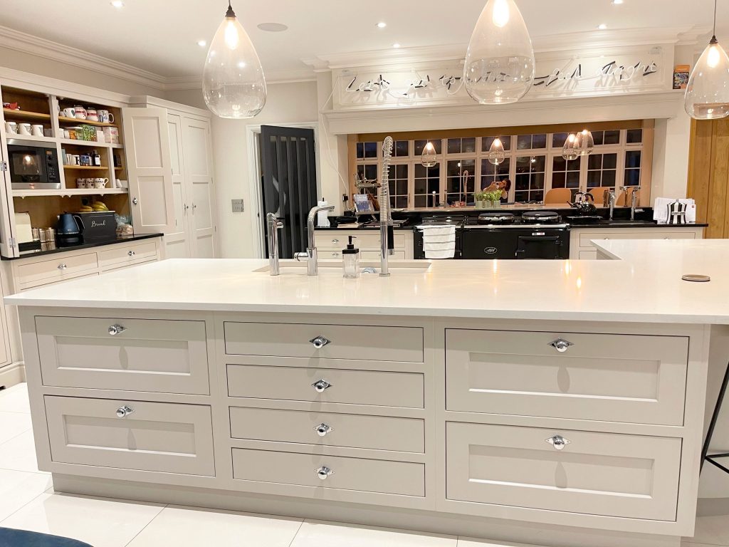 Martin Moore Kitchen, Island and Appliances The Used Kitchen Company