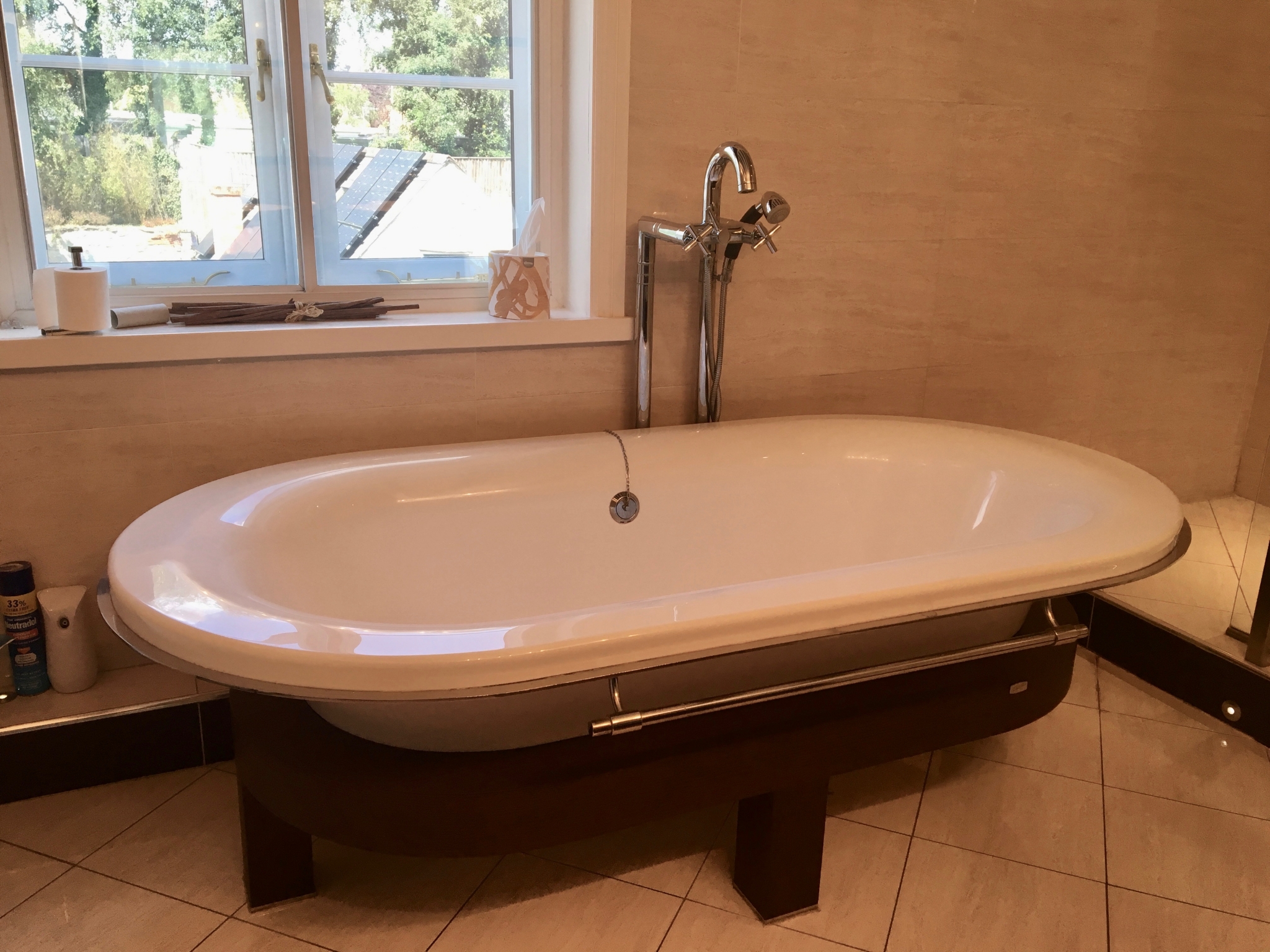 Luxury Bathroom Suite with Bath and Shower Used The Used Kitchen