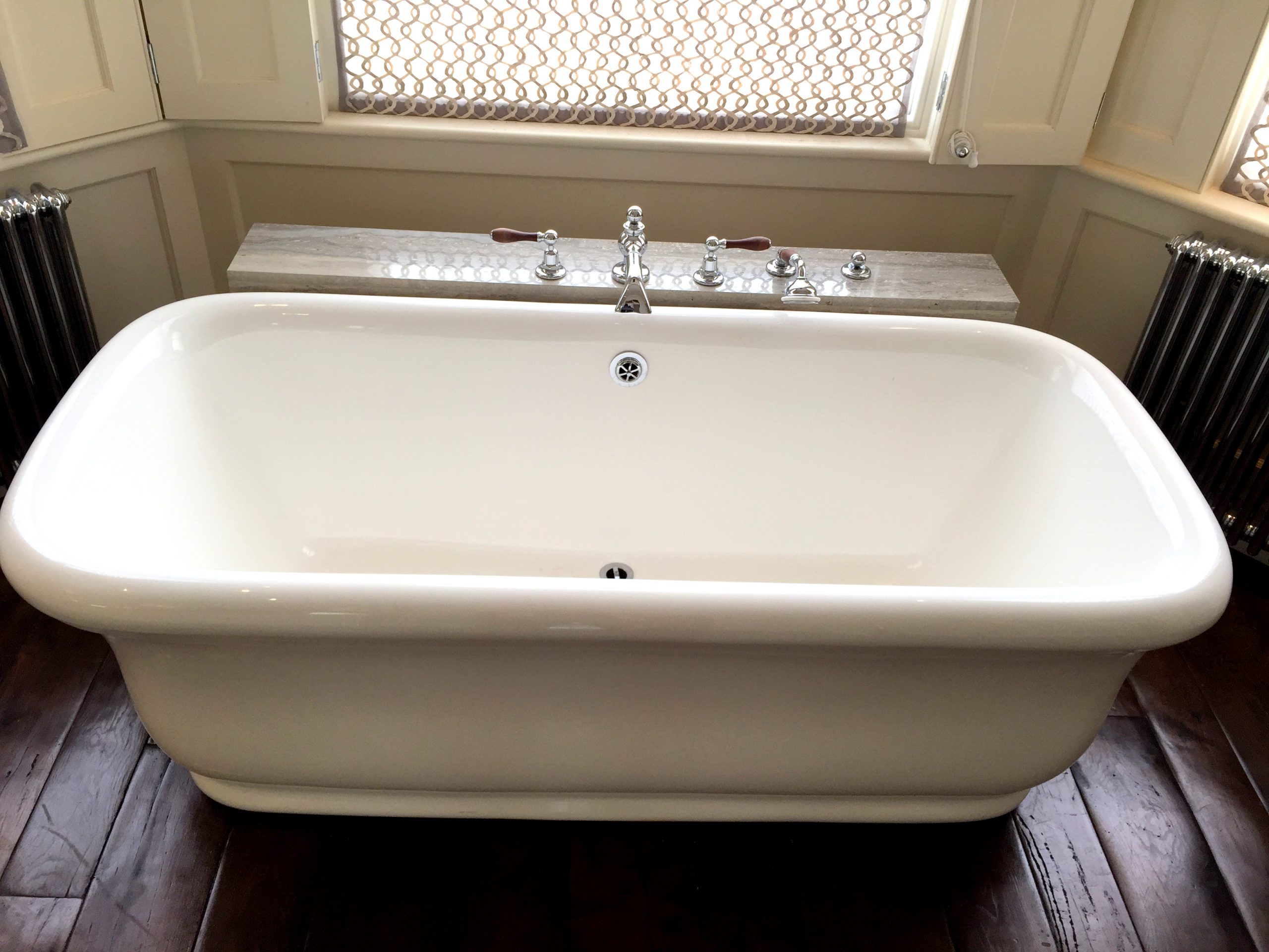 Freestanding Rolltop Bath, Taps and Shower Attachment The Used