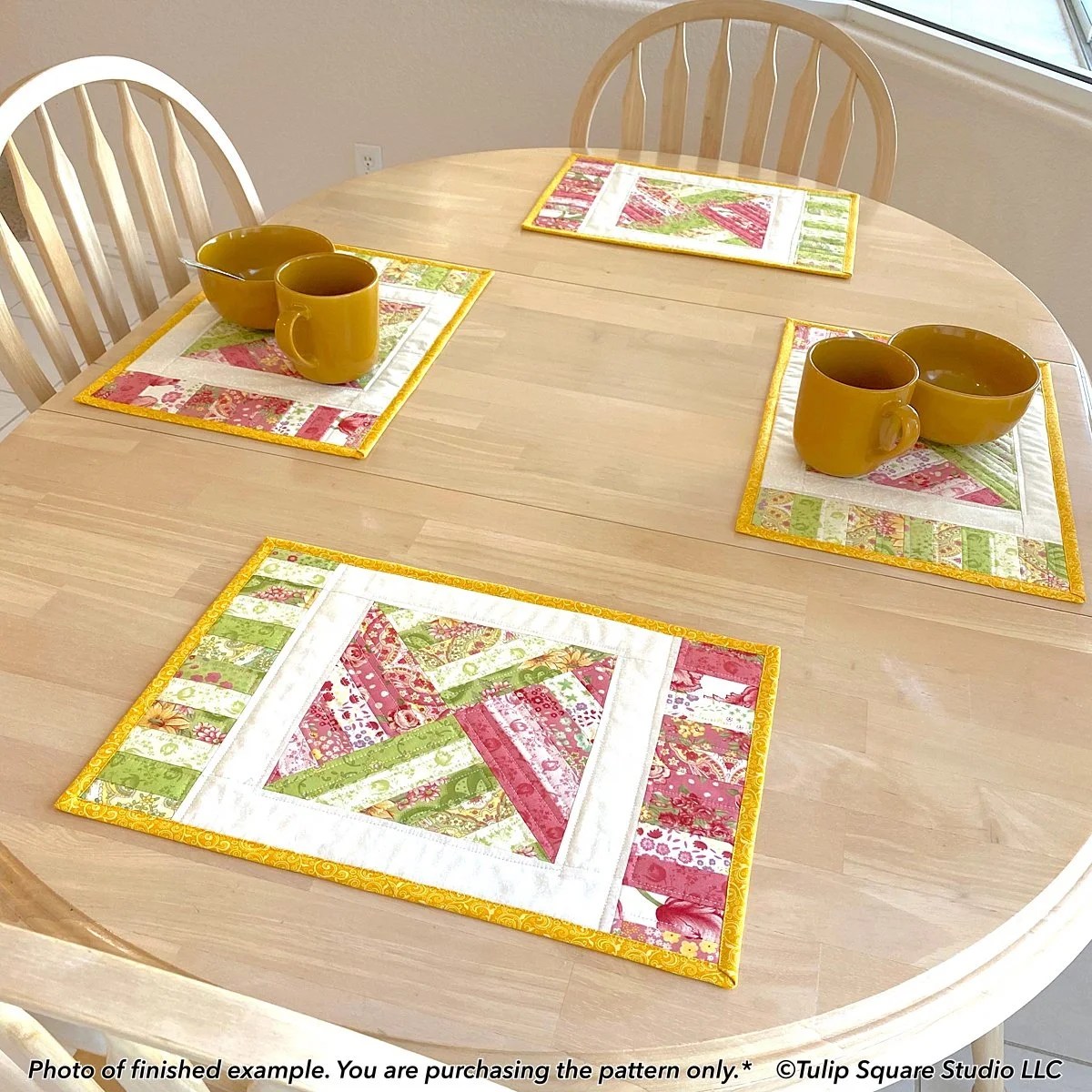 Framed Floral Quilted Placemat Pattern 631 Tulip Square Patterns for useful quilted goods