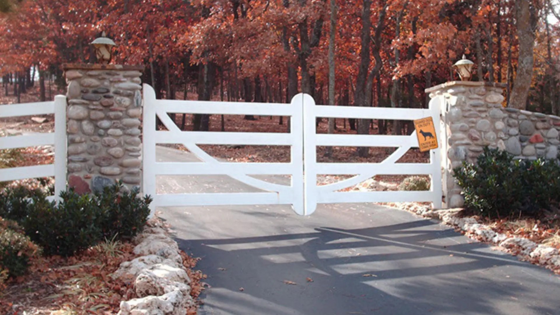 Can You Install a Driveway Gate on an Inclined Driveway? Tulsa Home Guard