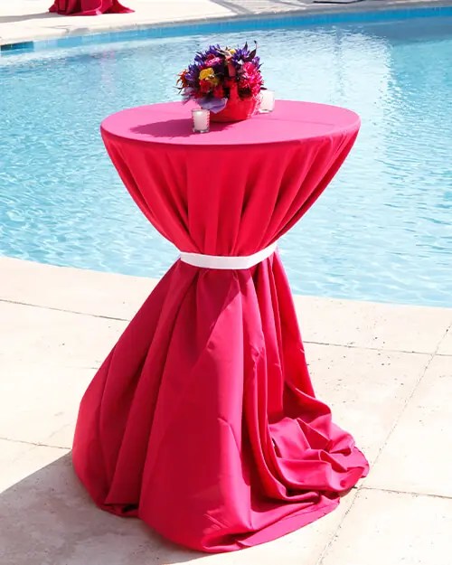 Classic Cocktail Table for Weddings and Events in Tulum
