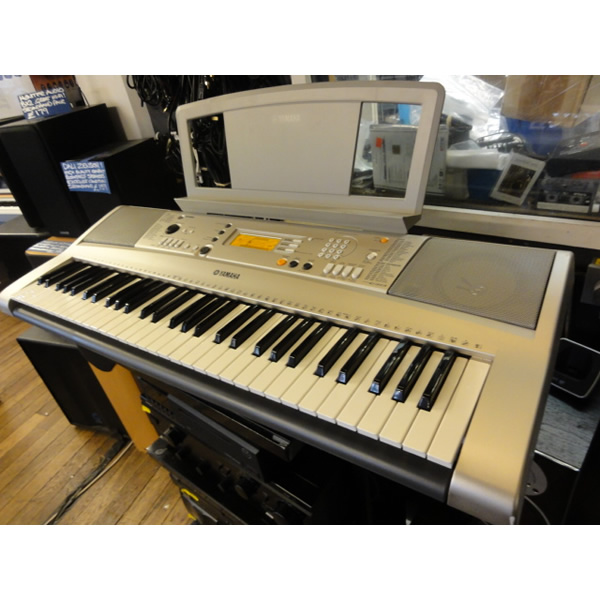 Yamaha PSR-e313 - Tune Inn Music Shop