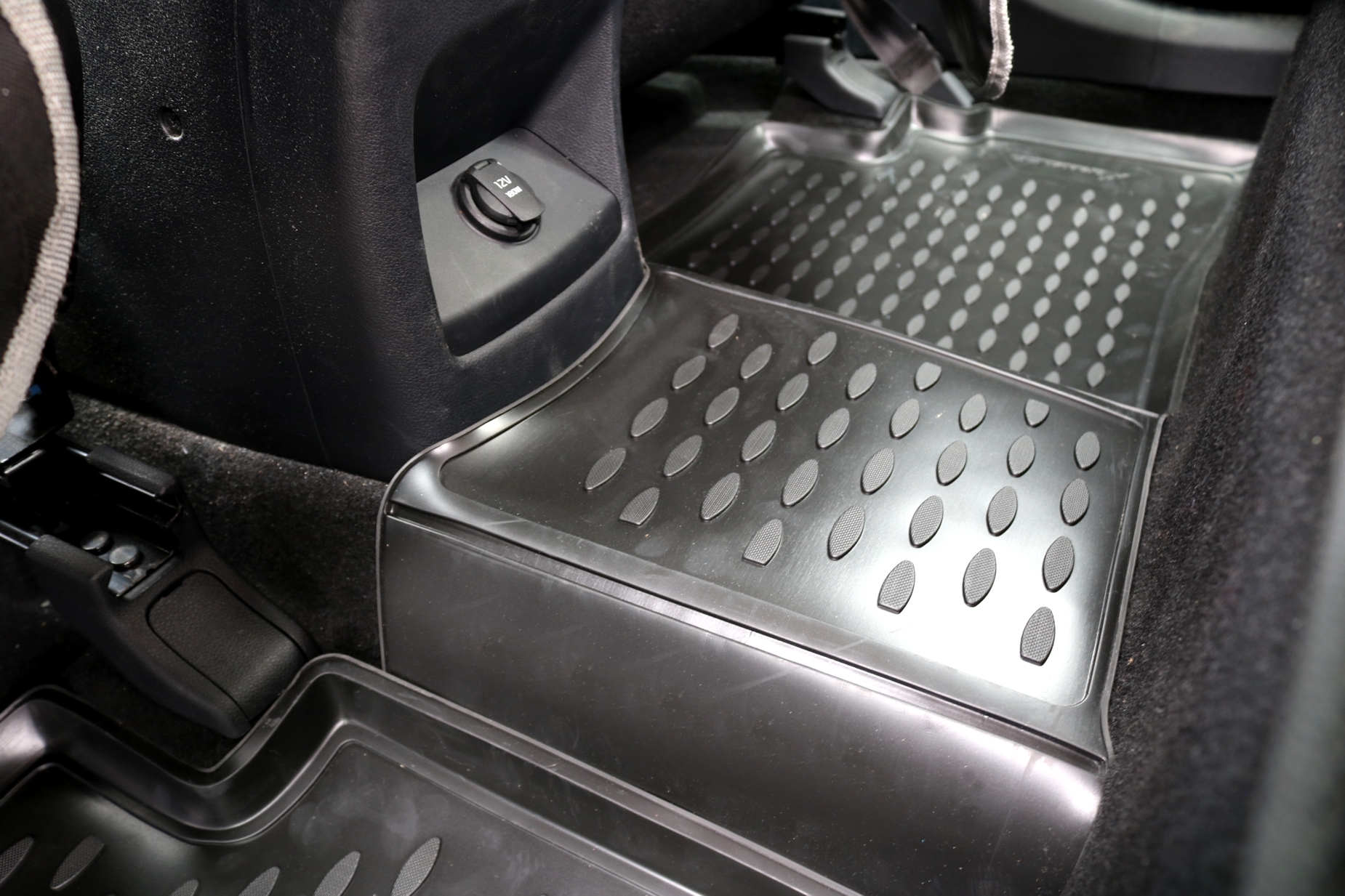 Gummimatten für Hyundai i30 ab 19 Gummi Fußmatten 4 teilig 3D Schalen