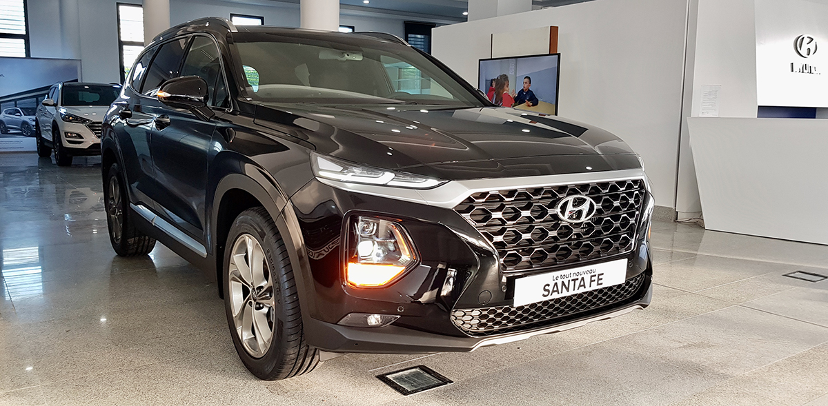 Le Nouveau SUV Hyundai Santa Fe 2.2 L CRDI BVA 8 rapports 4X4 de 7