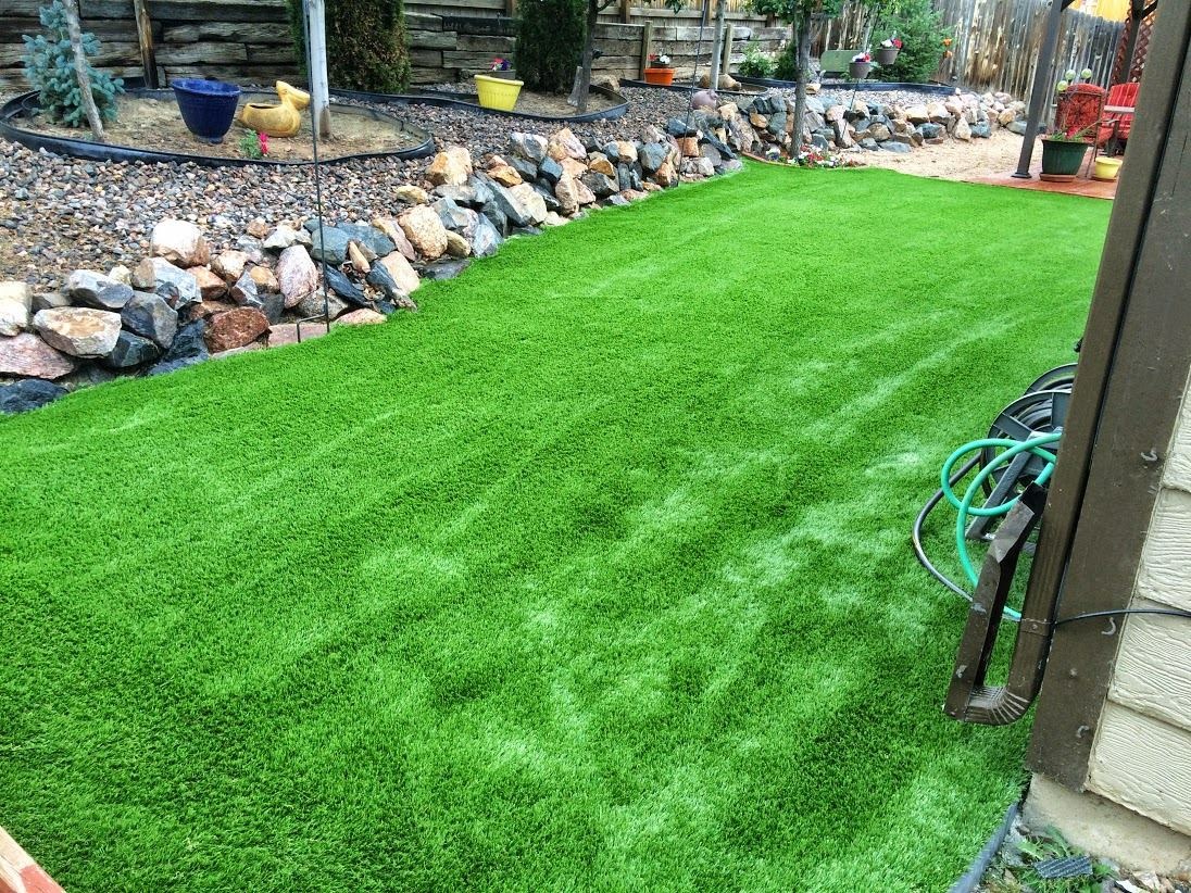 Synthetic Grass in Maine Turf Pros Solution