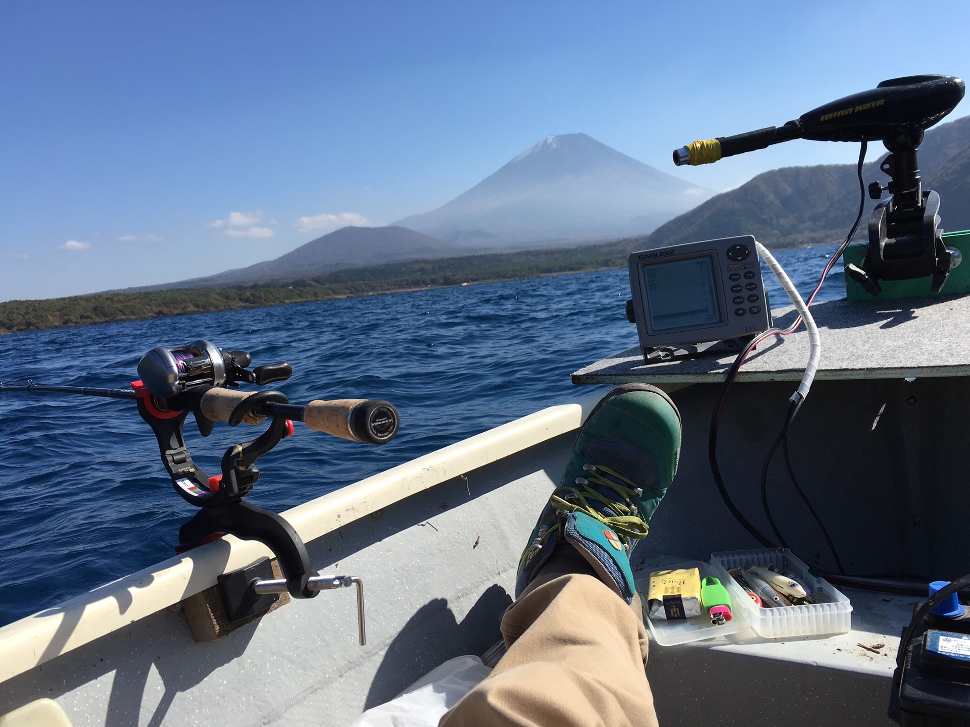 √ 本 栖湖 ボート 321021本 栖湖 釣り レンタル ボート