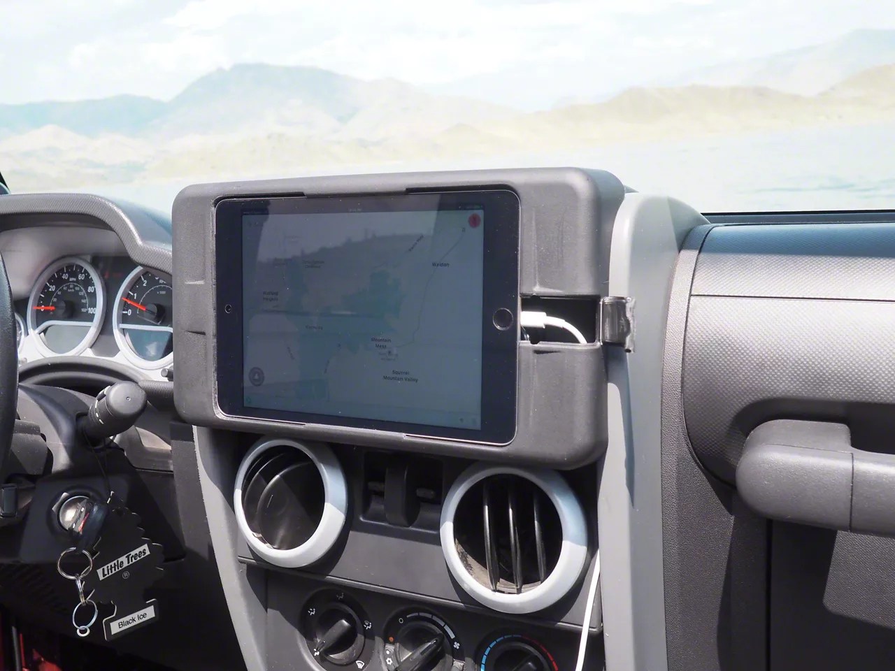 Jeep Wrangler Tablet Dash Kit for iPad Mini Gen 4 to 5 (0710 Jeep