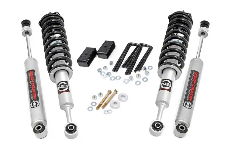 rough country 3inch suspension lift kit with lifted n3 struts
