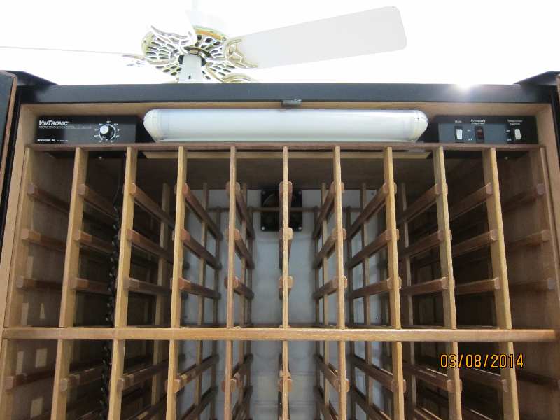 Vinotheque Gold QT500 Wine Cellar For Sale