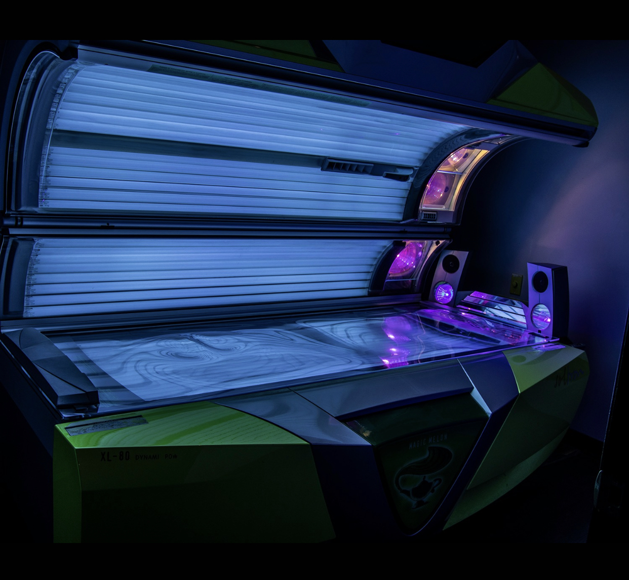 DIAMOND TANNING BED TUSCANY STUDIO Luxury Beauty & Wellness Studio