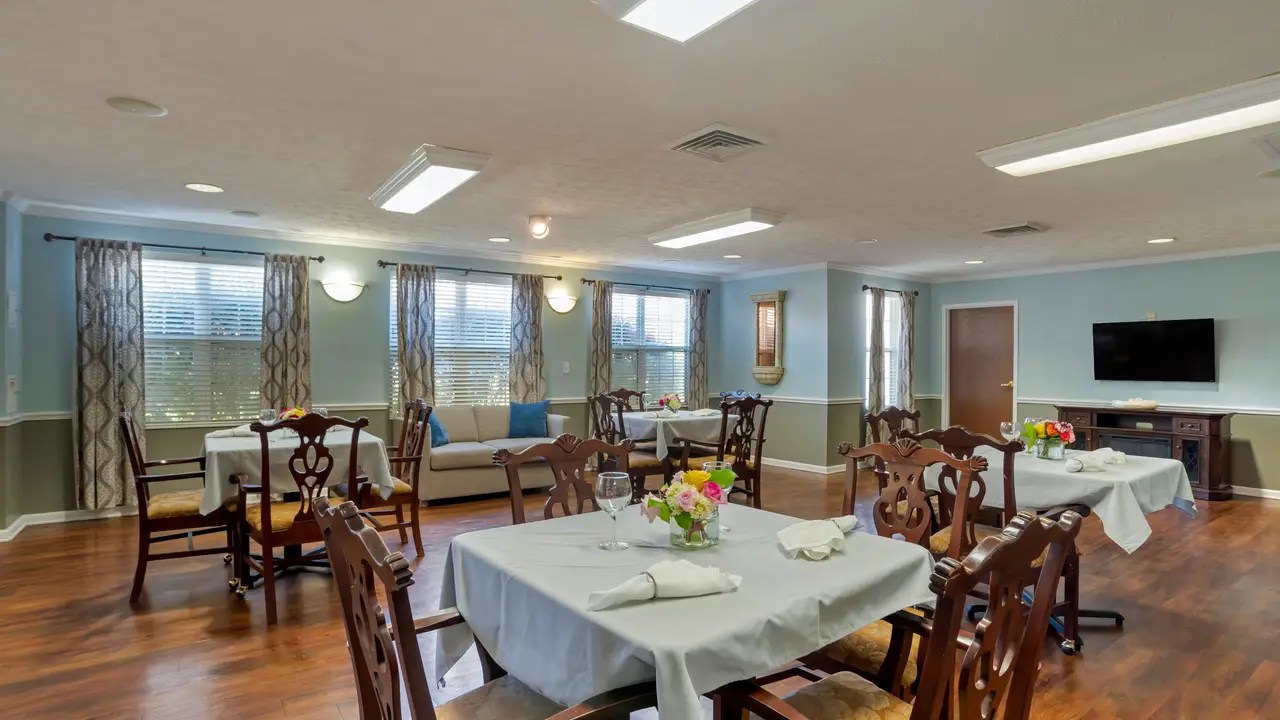 Charlton Place Rehabilitation & Health Care Center Deatsville, AL