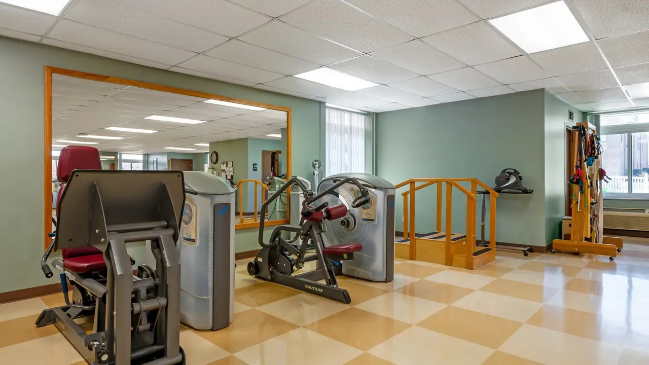 Lakeland Rehabilitation & Health Care Effingham Rehab for Seniors