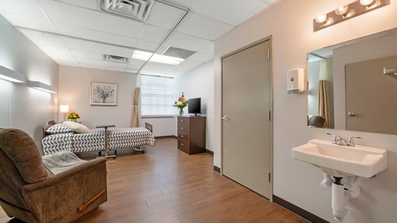 Lakeland Rehabilitation & Health Care Effingham Rehab for Seniors