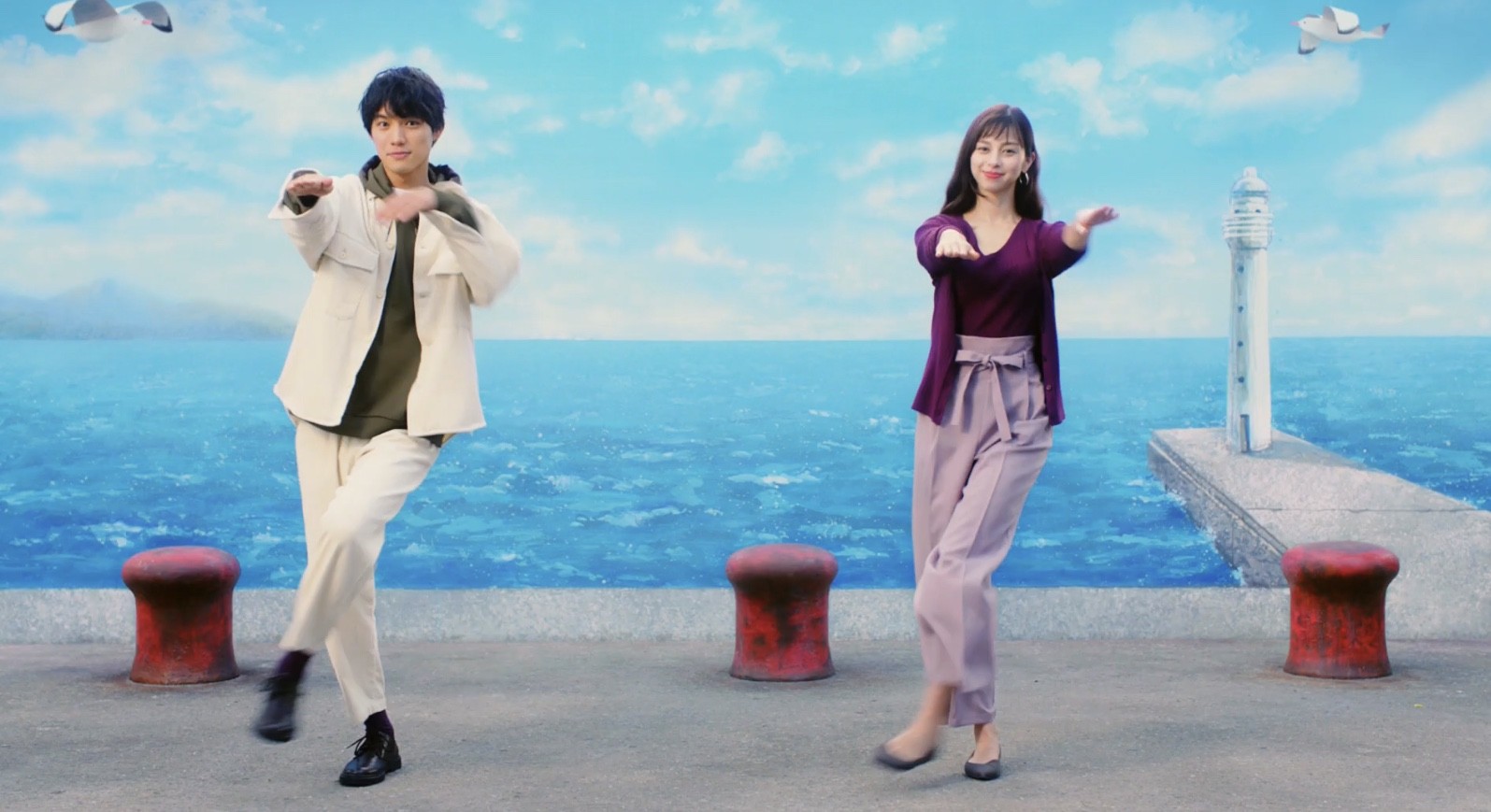 Gu（ジーユー） 中条あやみ 福士蒼汰 ゆりやんレトリィバァ 松本まりか 木梨憲武 Chara ゆうたろう | Cm Watch GuカラーイージースラックスCmで中条あやみ&福士蒼汰が美脚ダンス！ スタイルの良さが際立つCmをチェック！