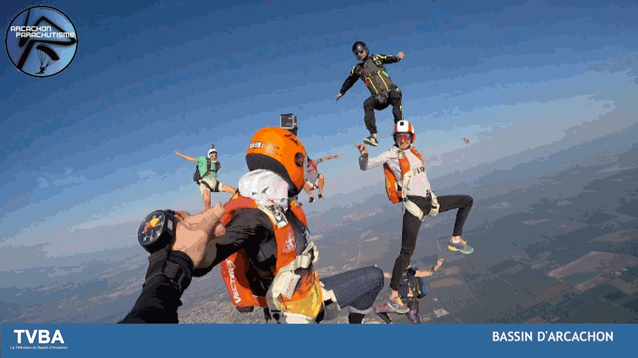 TVBA Direction les nuages! Avec les parachutistes de haut vol réunis