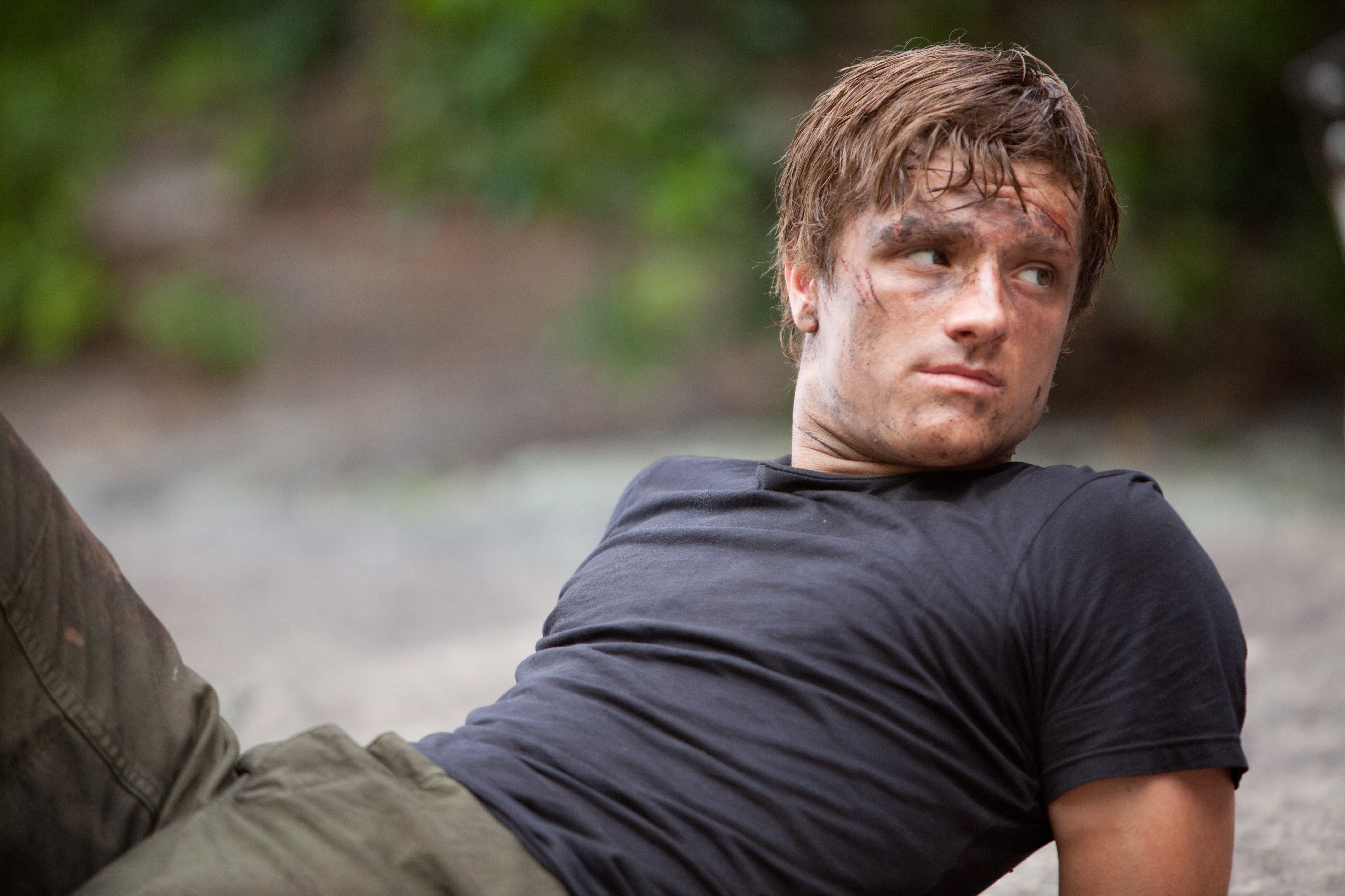 النجم Josh Hutcherson بطلاً لبايلوتٍ كوميديّ على Hulu