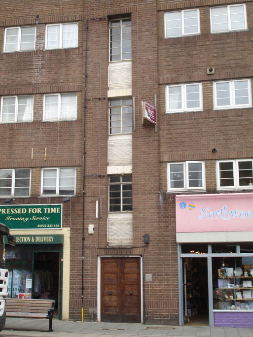 The Good Life Filming Locations