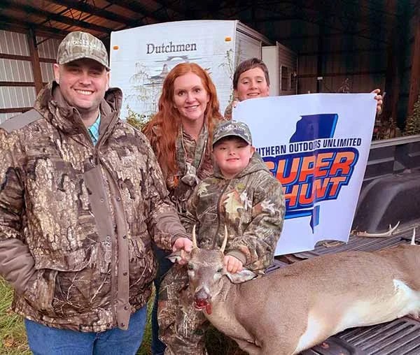 Everything About Ashley Jones From Swamp People 2020 UPDATE Celebrity