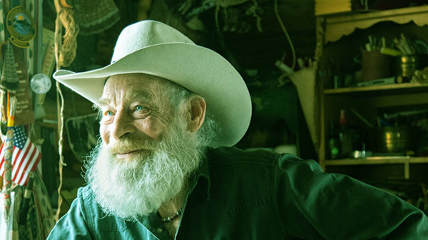 Why Did Tom Oar Leave Mountain Men? Who Is His Wife? TVShowcast