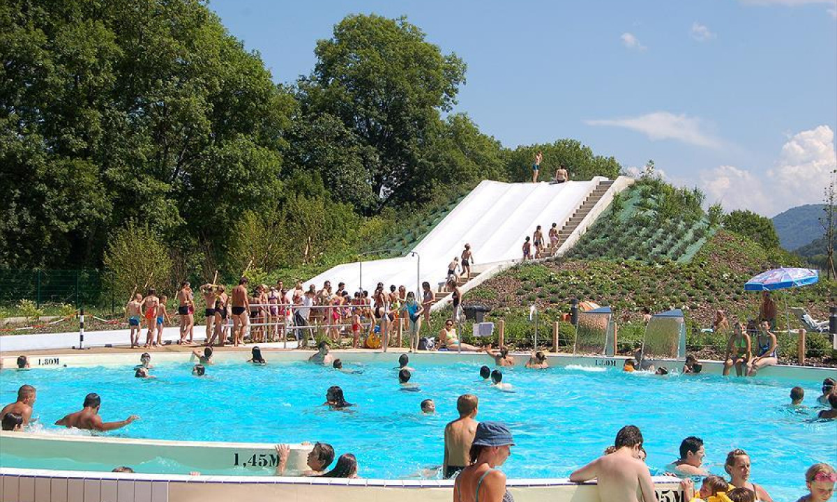 Camping La Roche d'Ully Jura France Allcamps