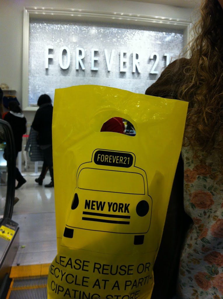 81. New York LoW CosT FashioN BrandS... TWENTYSEVEN THINGS
