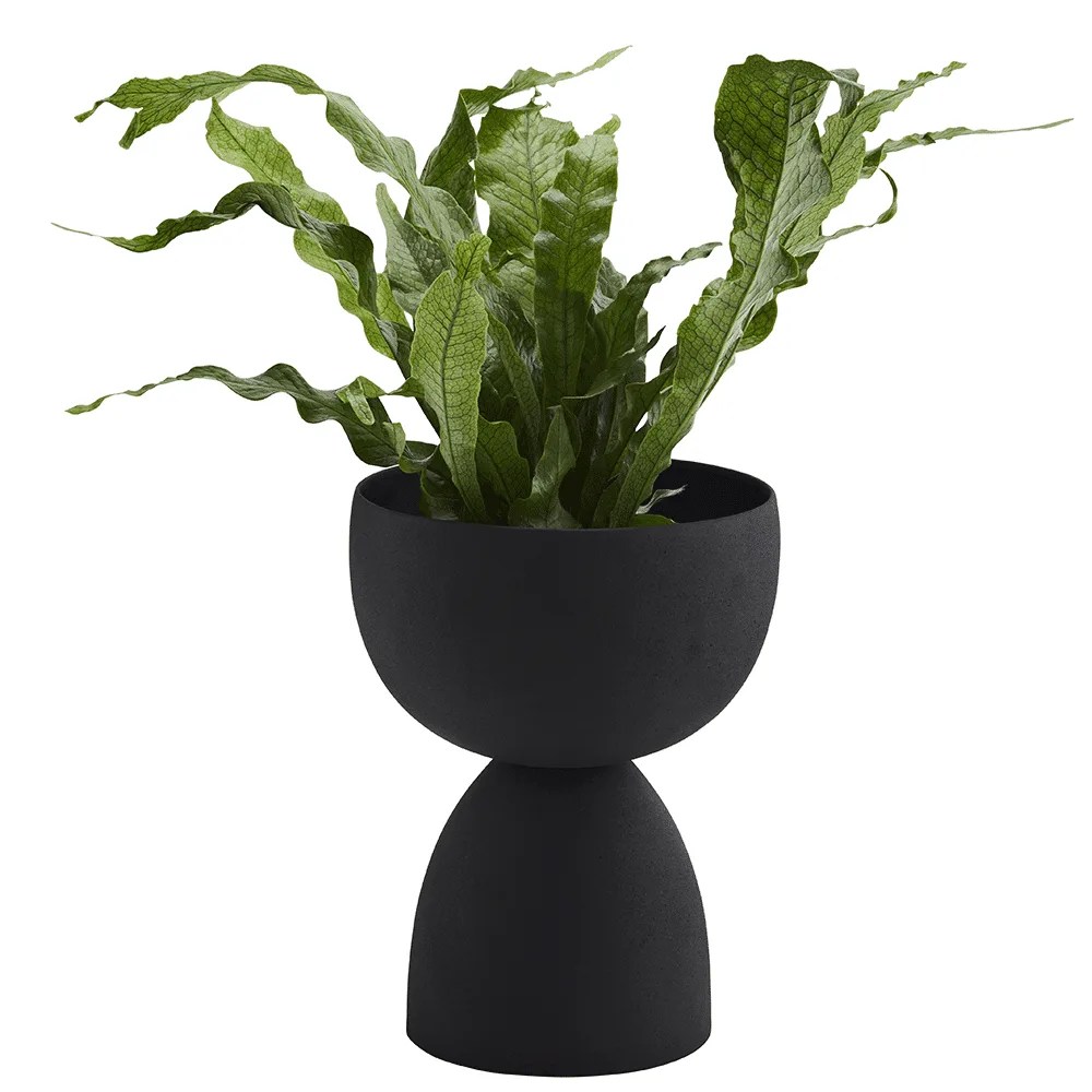 Pot de fleur en métal noir mat sur pied Madam Stoltz