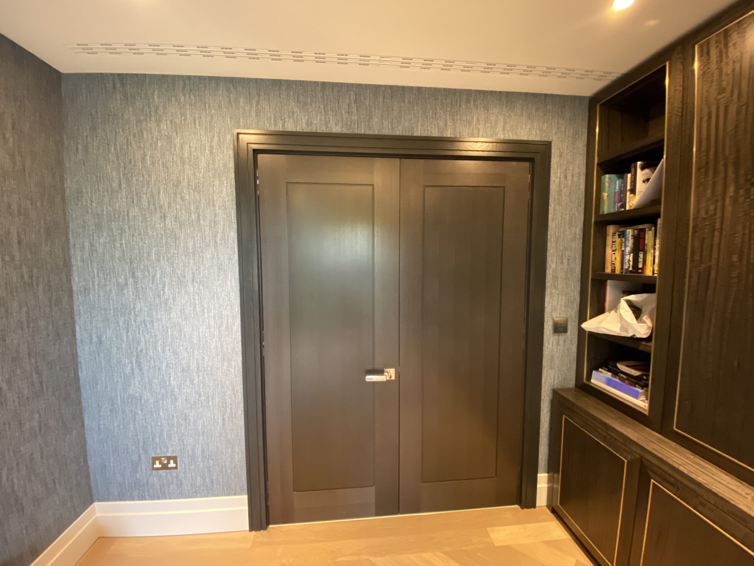 54Inch Wide Vinyl Wallcovering Installation Services in Dallas, TX