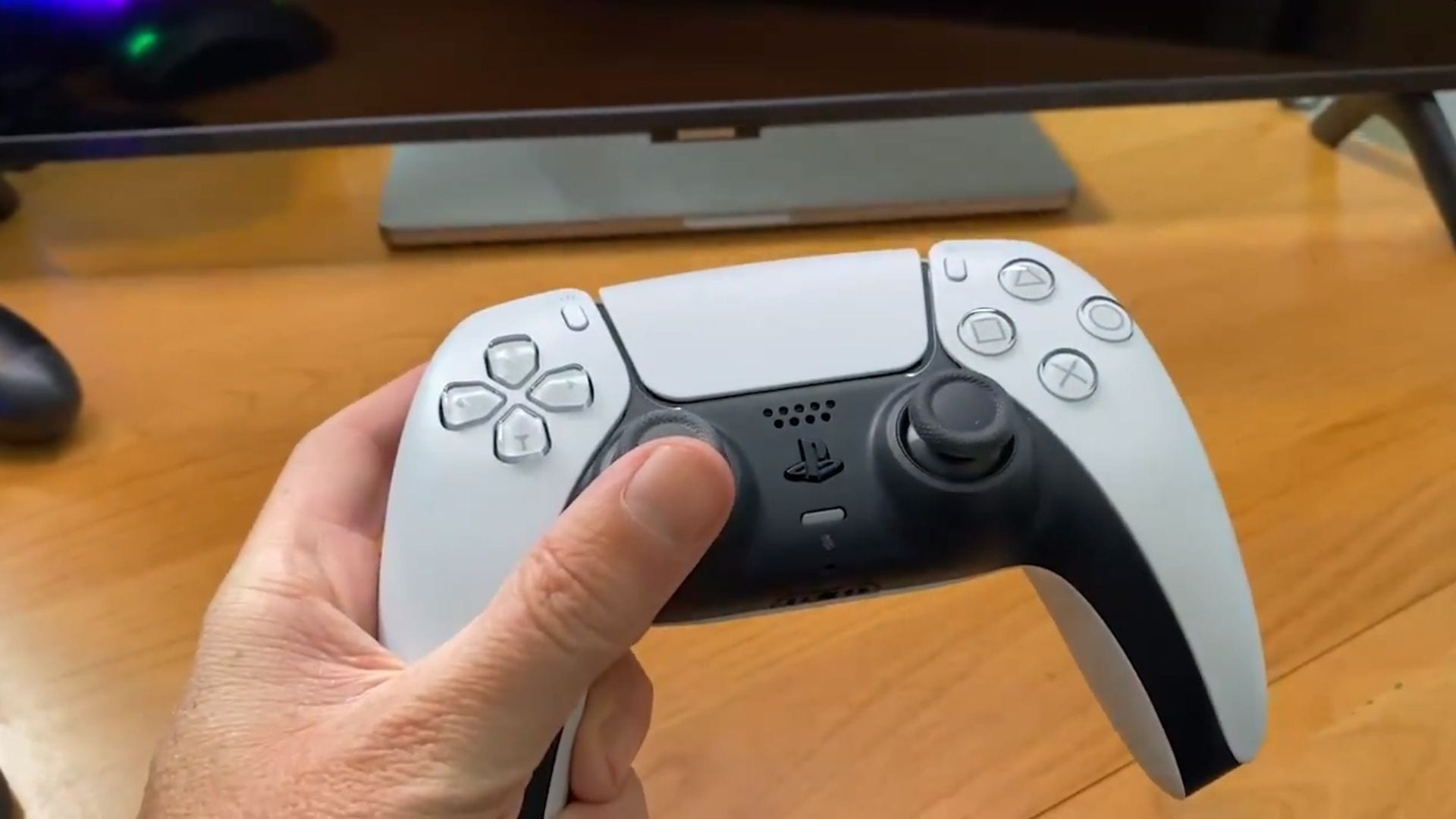 Here's a Quick Look at the PS5's DualSense Controller; More Coming Tomorrow