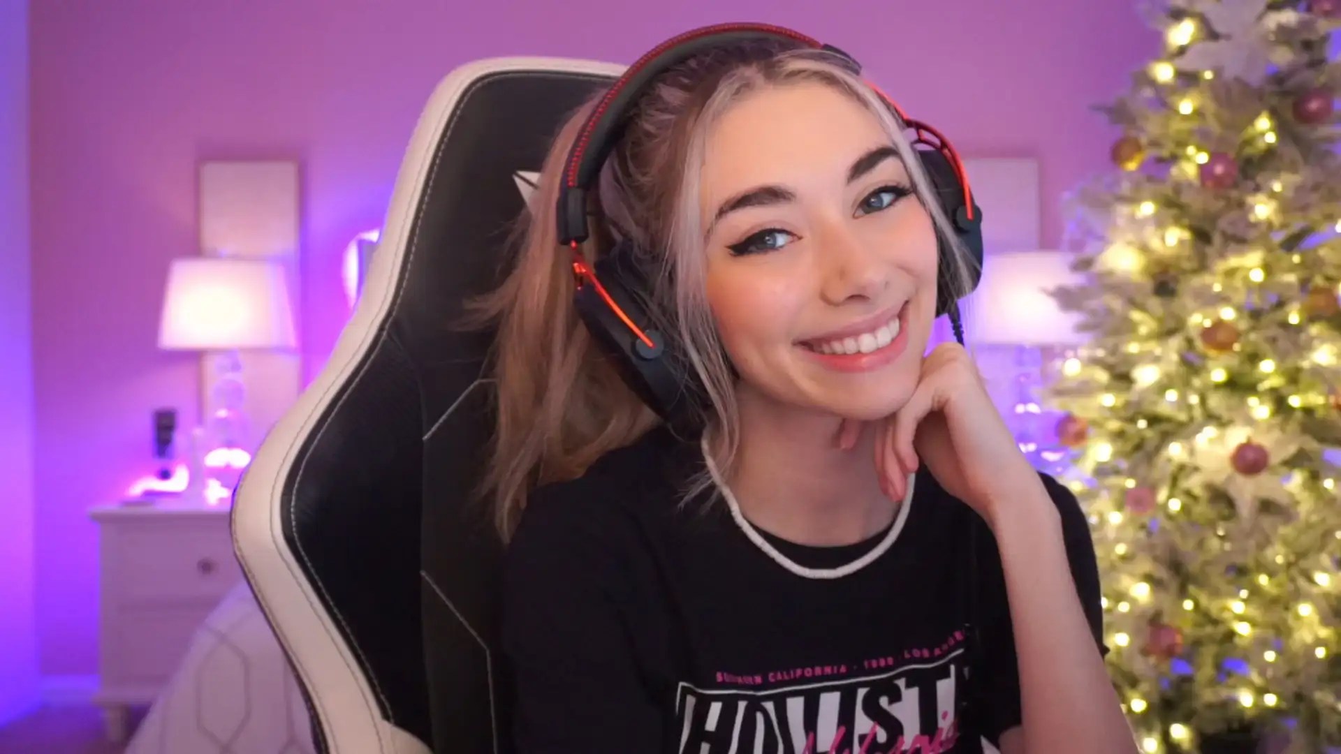Sommerset (Kayla) - Boyfriend, Height, Age, Mom, Home Town, Brother, Twitch, Career, Net Worth, Wiki