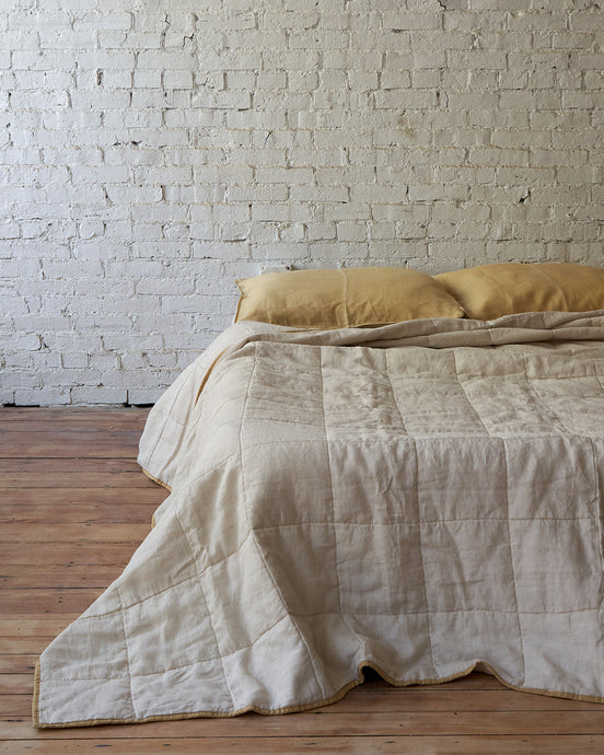 DUVET COVERS & QUILTS Two Dawson