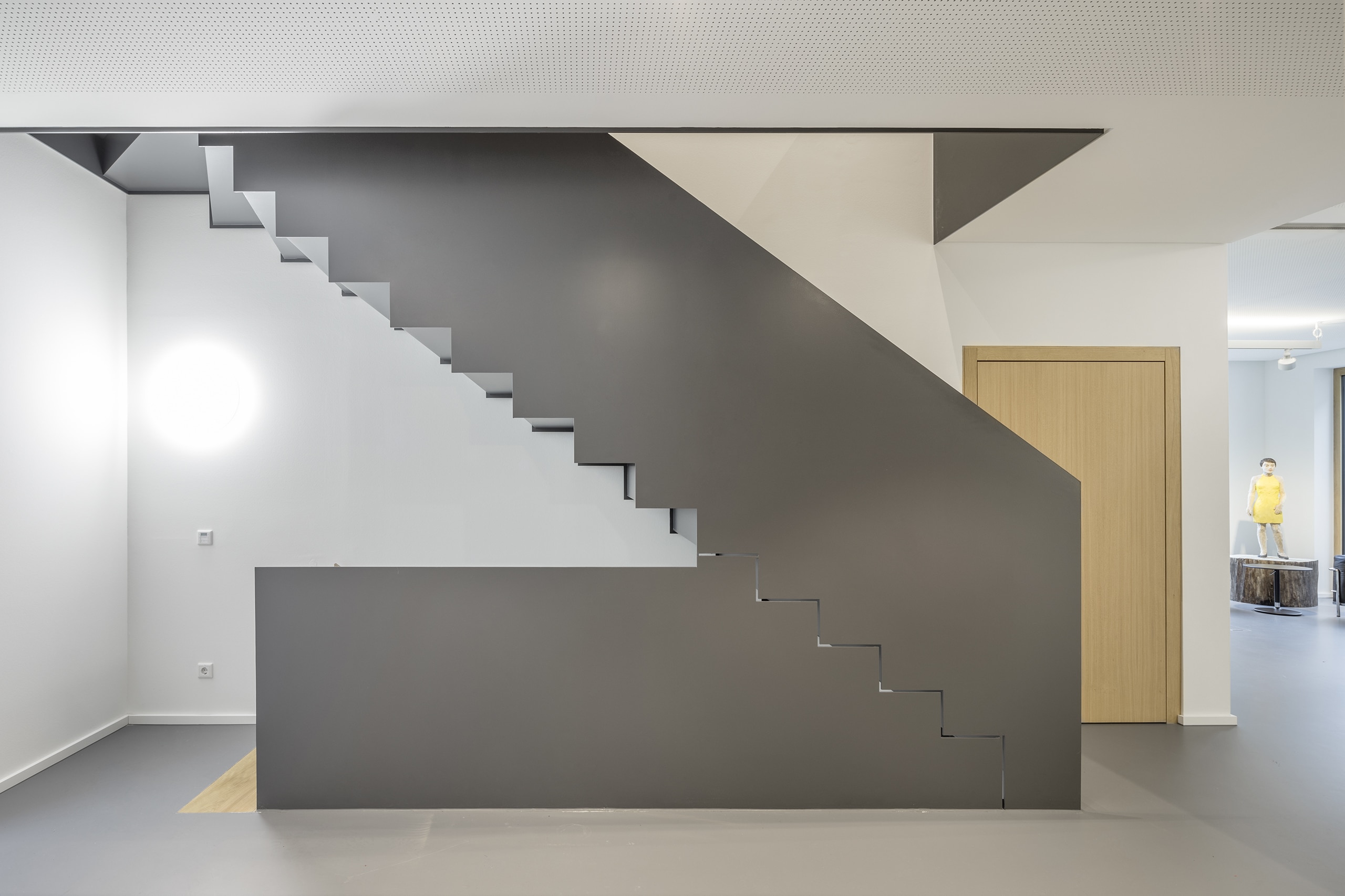 Zwei.7. Real Estate Holding. Osnabrück two_space+product