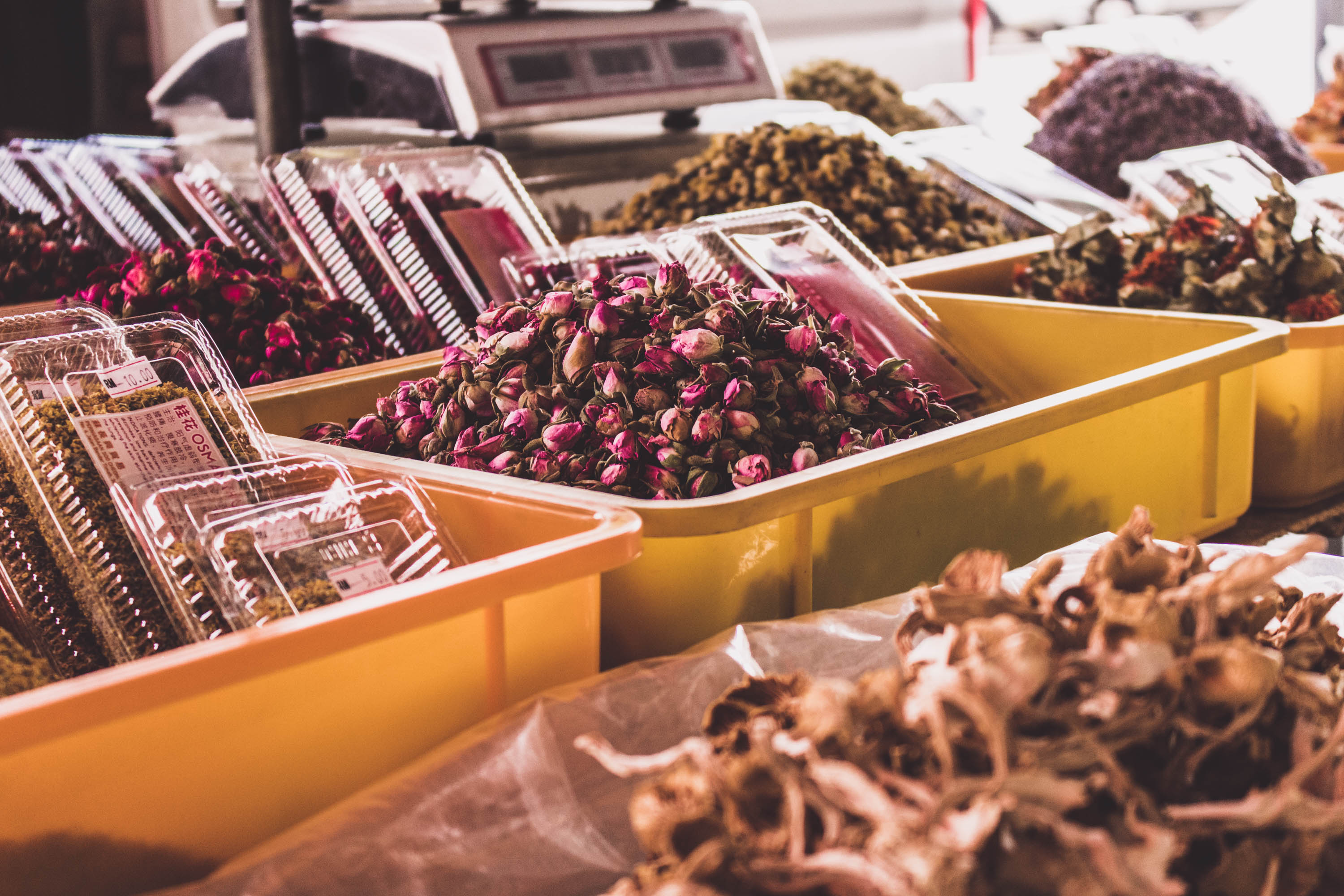 Dried rosebuds for sale